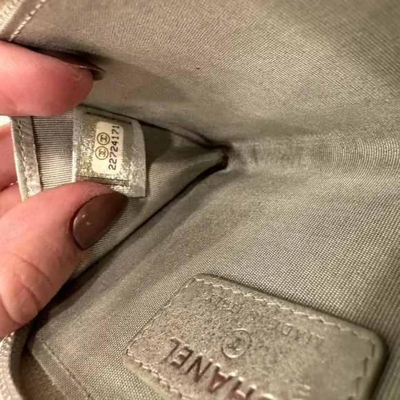 Chanel Metallic Silver Key and Card Pouch - Picture 9 of 11